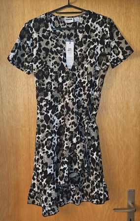 Neues Kleid Noisy May, Grösse S, Leopardenmuster!