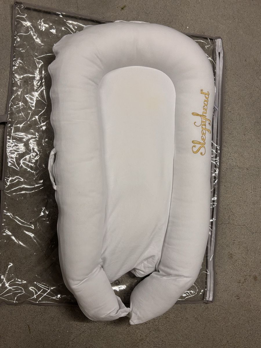 Kissen: Babynest – Gebraucht aus Aarau Rohr von amalieR.