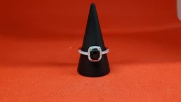 Eleganter Damenring mit schwarzem Stein,  neu!