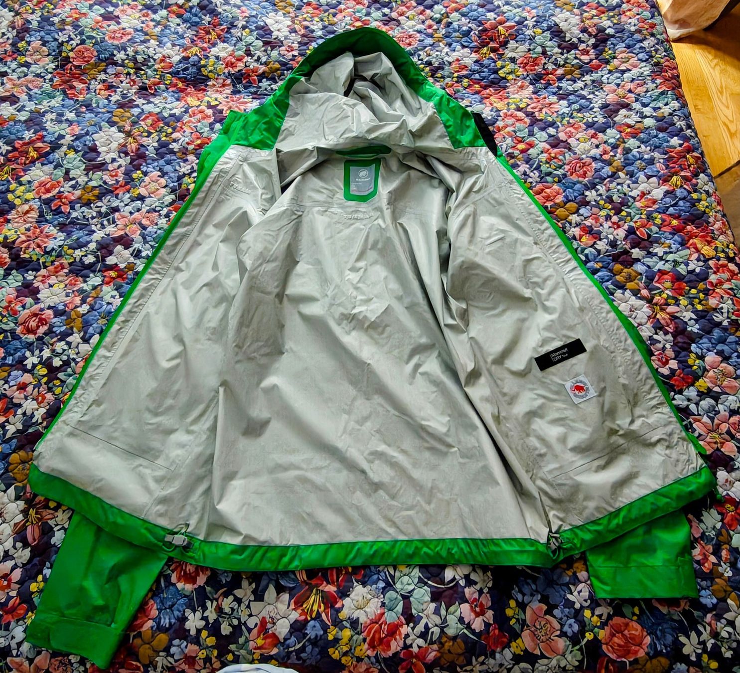 Mammut Jacken: Veste de pluie Mammut – Gebraucht aus Fribourg von cov_5s7x 8
