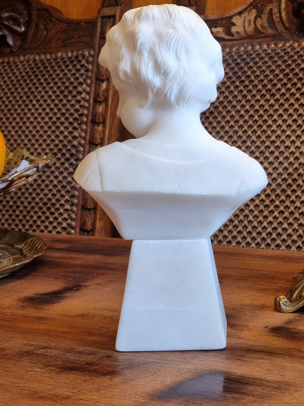 Sculptures & Statues: Signierte Alabaster-Kinderbüste – D'occasion à Scharnachtal par devin03 1