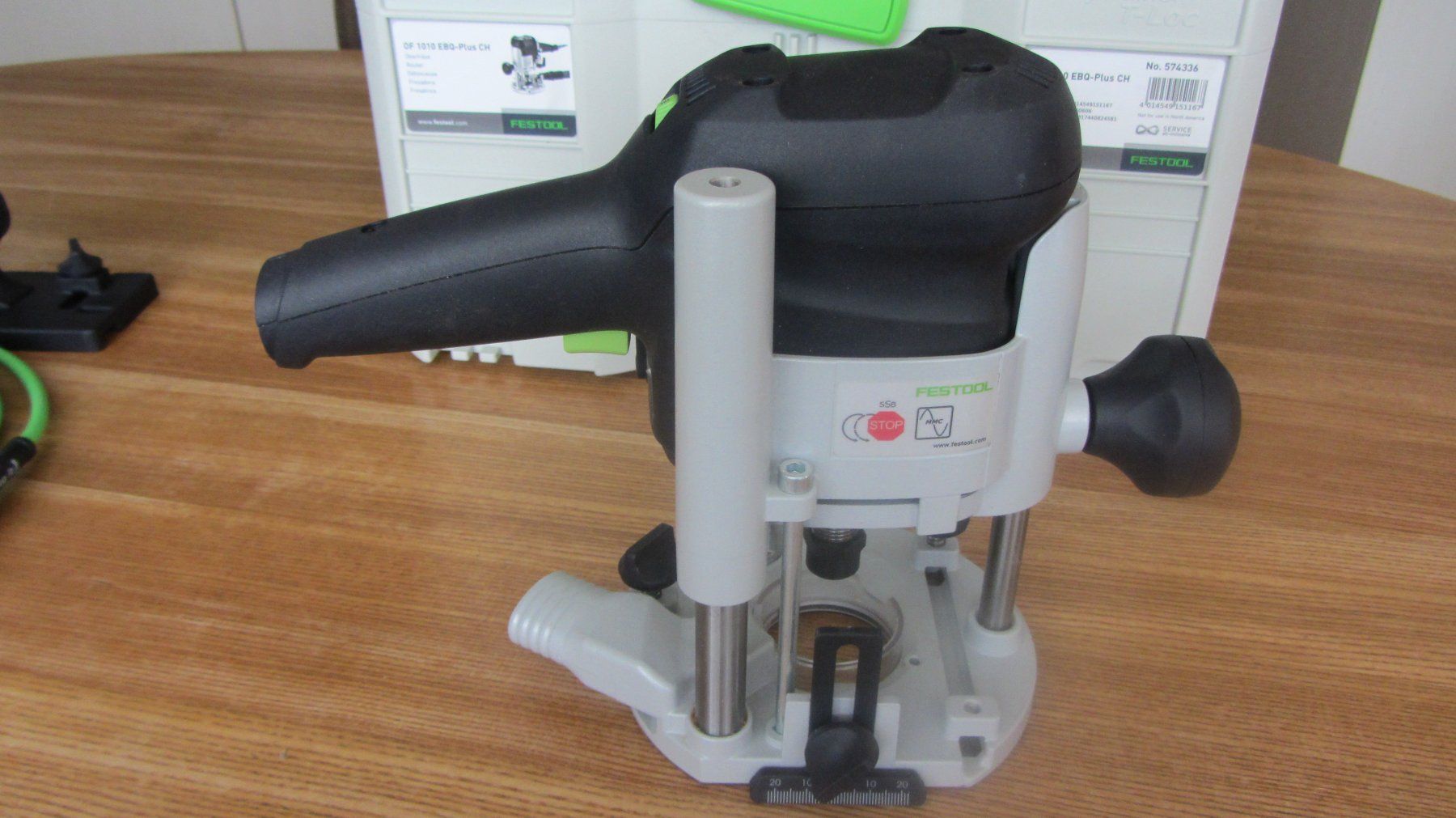 Festool Toutes les machines: Festool OF 1010 EBQ - PLUS CH – D'occasion à Hombrechtikon par tacho92 1