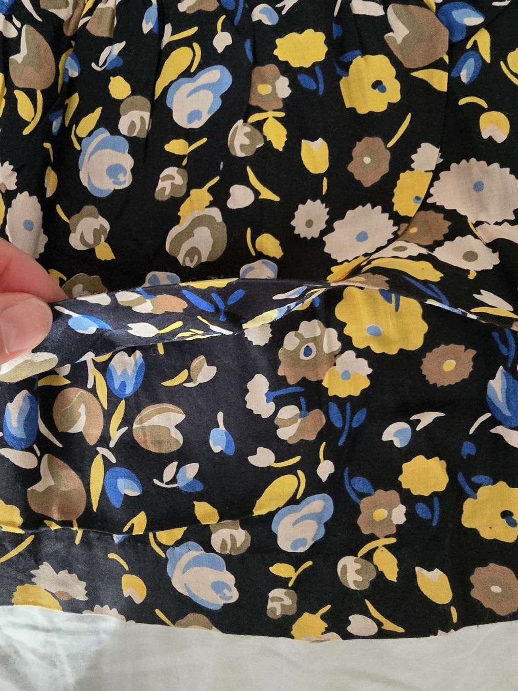 Bonpoint Vestiti & Gonne: Cute Bonpoint Floral Skirt – Usato da bern venduto da gsh_2w9d 2