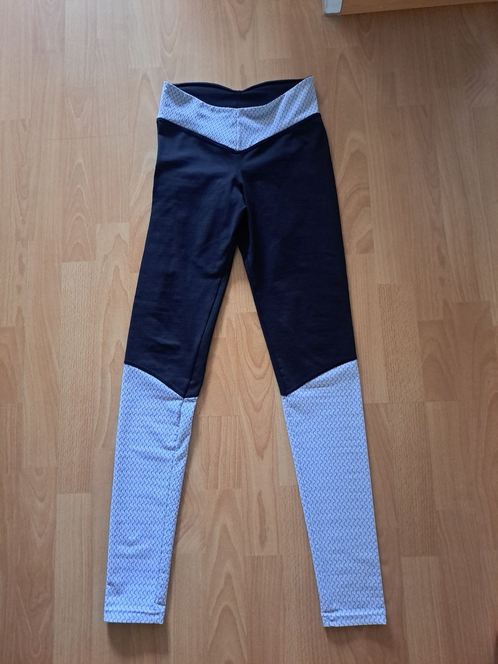 Leggings: Nebbia gr. S – Gebraucht aus Pfäffikon SZ von Milu88 1