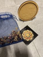 Petit puzzle en bois avec forme et présentoire
