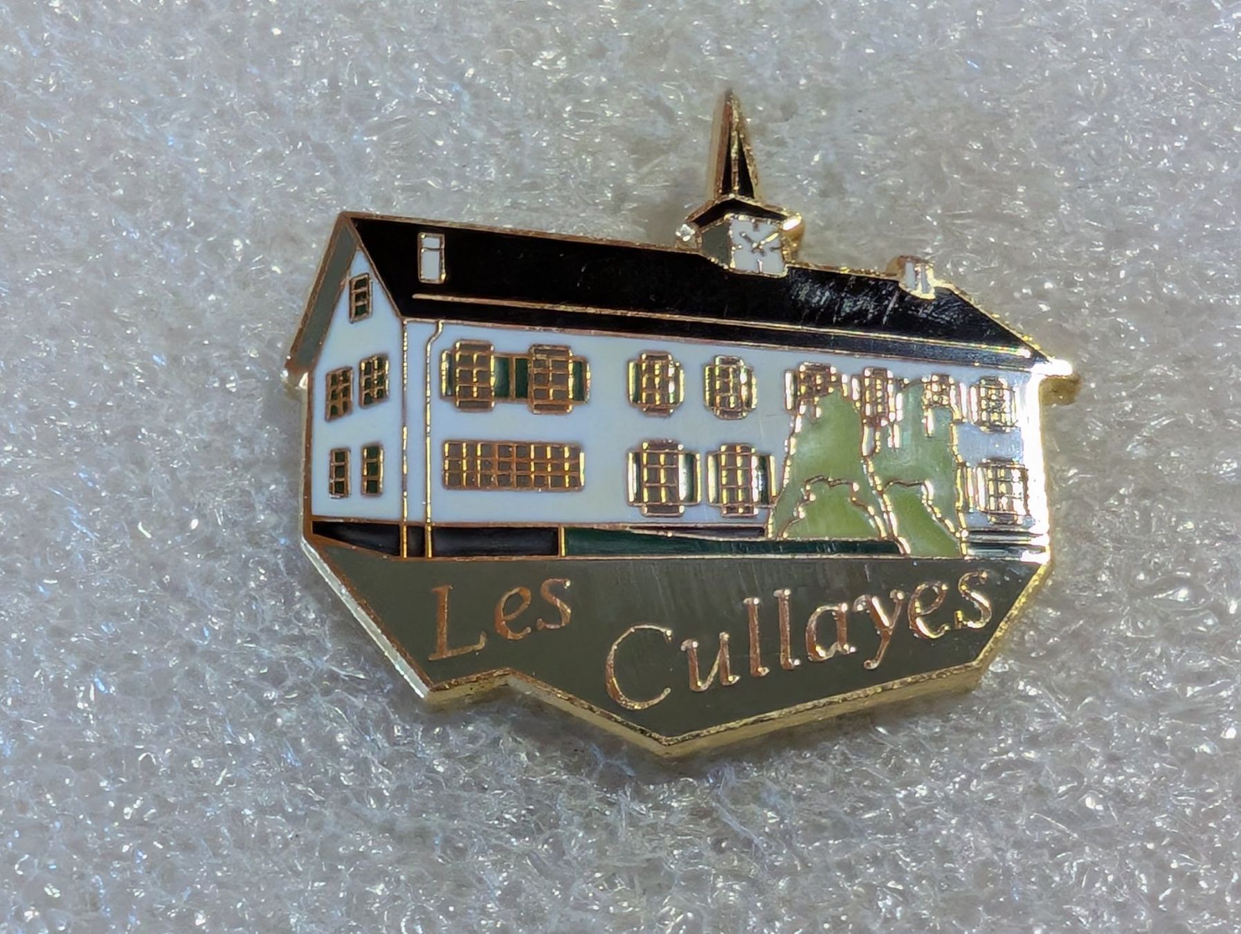 Placchette & Badge: Ansteckpin 233: Les Cullayes – Usato da Oppligen venduto da Pin-Fall-Shop