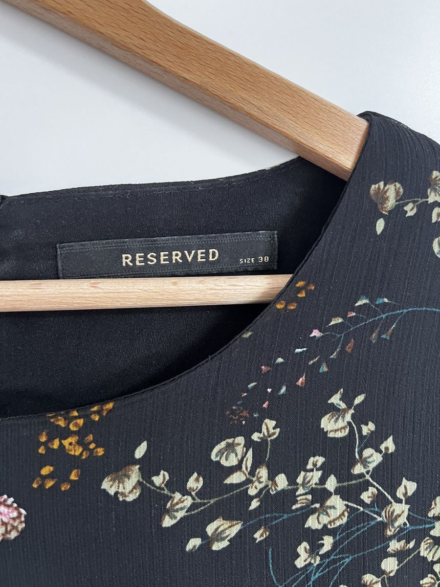 Robes: Kleid Reserved, Grösse 38 – D'occasion à Escholzmatt par mel_58wh 1