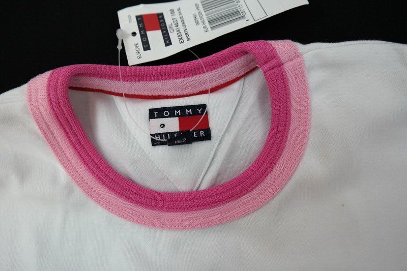 Tommy Hilfiger Maglioni & Felpe: Tommy Hilfiger Mädchen Pullover /weiss.pink/ Gr.12J/146-152 – Nuovo e nell'imballaggio originale da Wohlenschwil venduto da ABC-Vintage 1