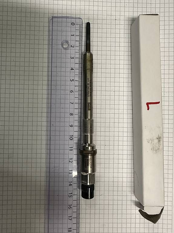 Tutti pezzi di ricambio auto: Glühkerze mit Drucksensor 4.4 Volt 03L 905 061 L – Usato da Ernetschwil venduto da gogi2005