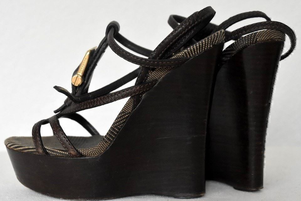 Burberry Damenschuhe: Sandalen / Sandales Burberry . 38 – Gebraucht aus Collonges von Auganien 3