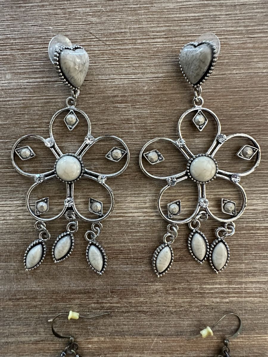 Ohrringe & -stecker: ModeSchmuck Ohrhänger - 3 Paar  – Gebraucht aus Gysenstein von HerZliCHer501 1