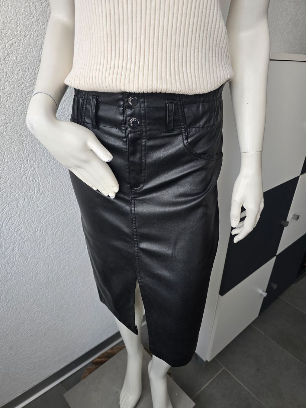 Bershka Gonne: Jupe BERSHKA T-M – Nuovo (secondo la descrizione) da Les Verrières venduto da kitel79 1