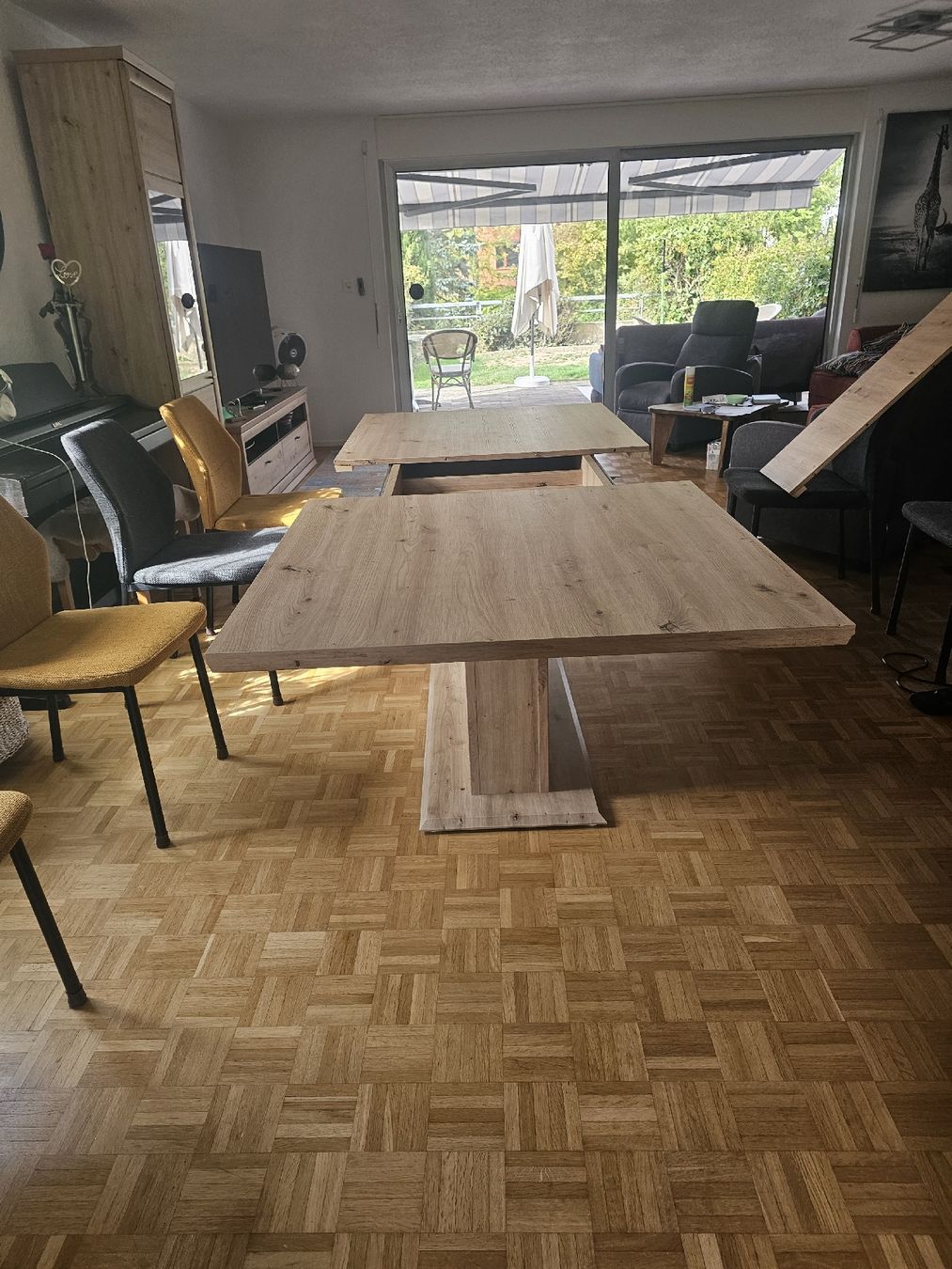 Tavoli: ausziehbar Esstisch mit oder ohne Stühle sind gratis – Usato da Winterthur venduto da Bitanem74 4