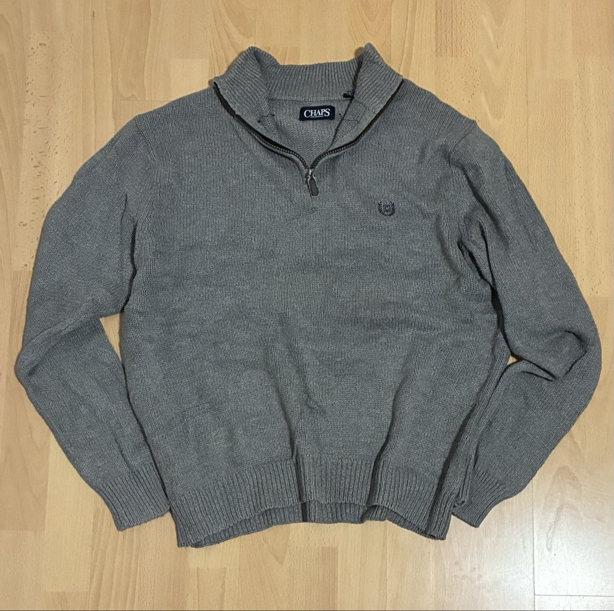 Maglioni & Felpe: Herren Pullover Chaps 1/4 Zip Grau Grösse L guter Zustand – Usato da Möhlin venduto da cap_x66n