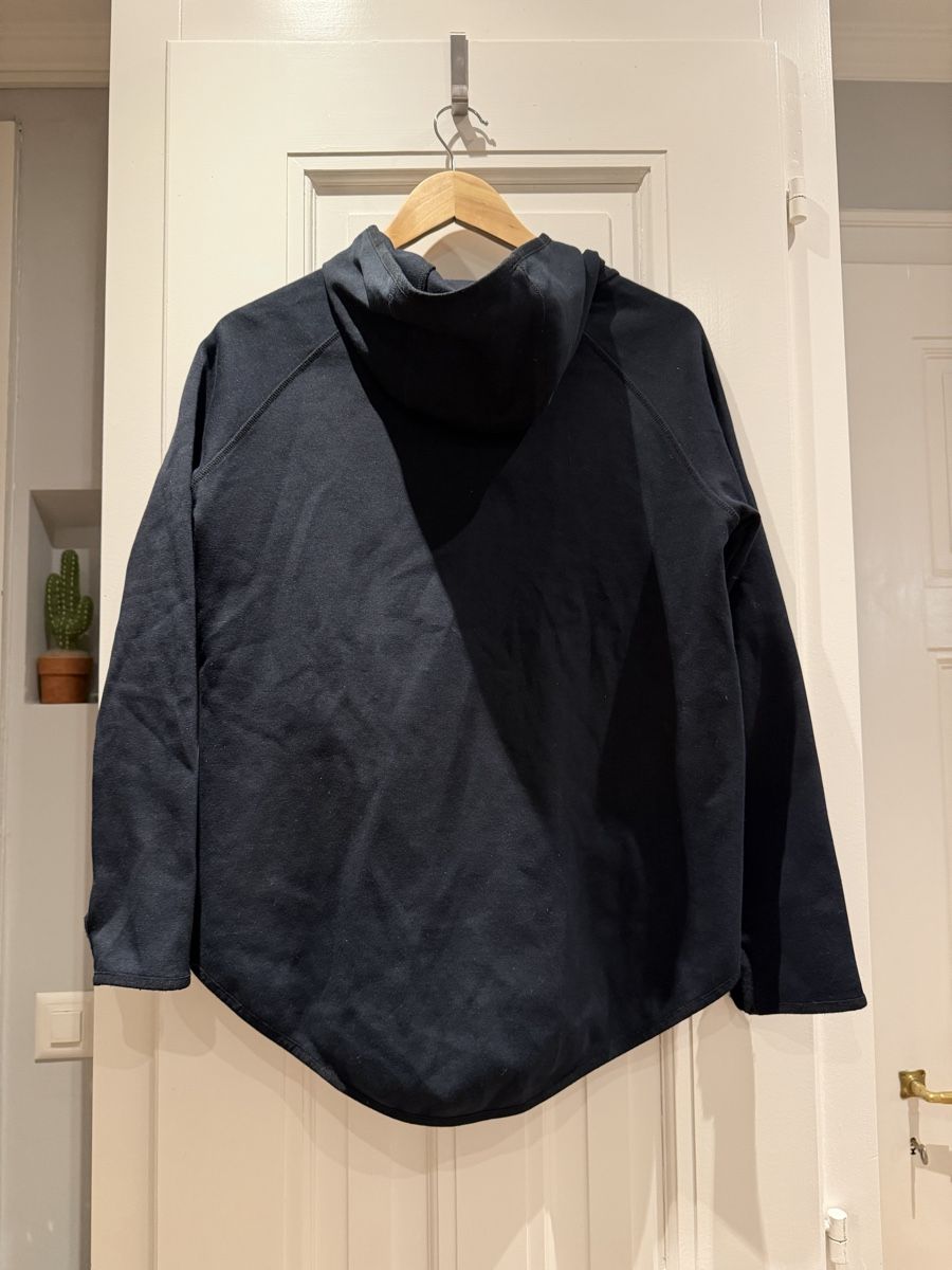Nike Giacche: Nike Black Tech Jacket with Thumb Holes, Size S – Nuovo (secondo la descrizione) da Genève venduto da jud_xrl8 1