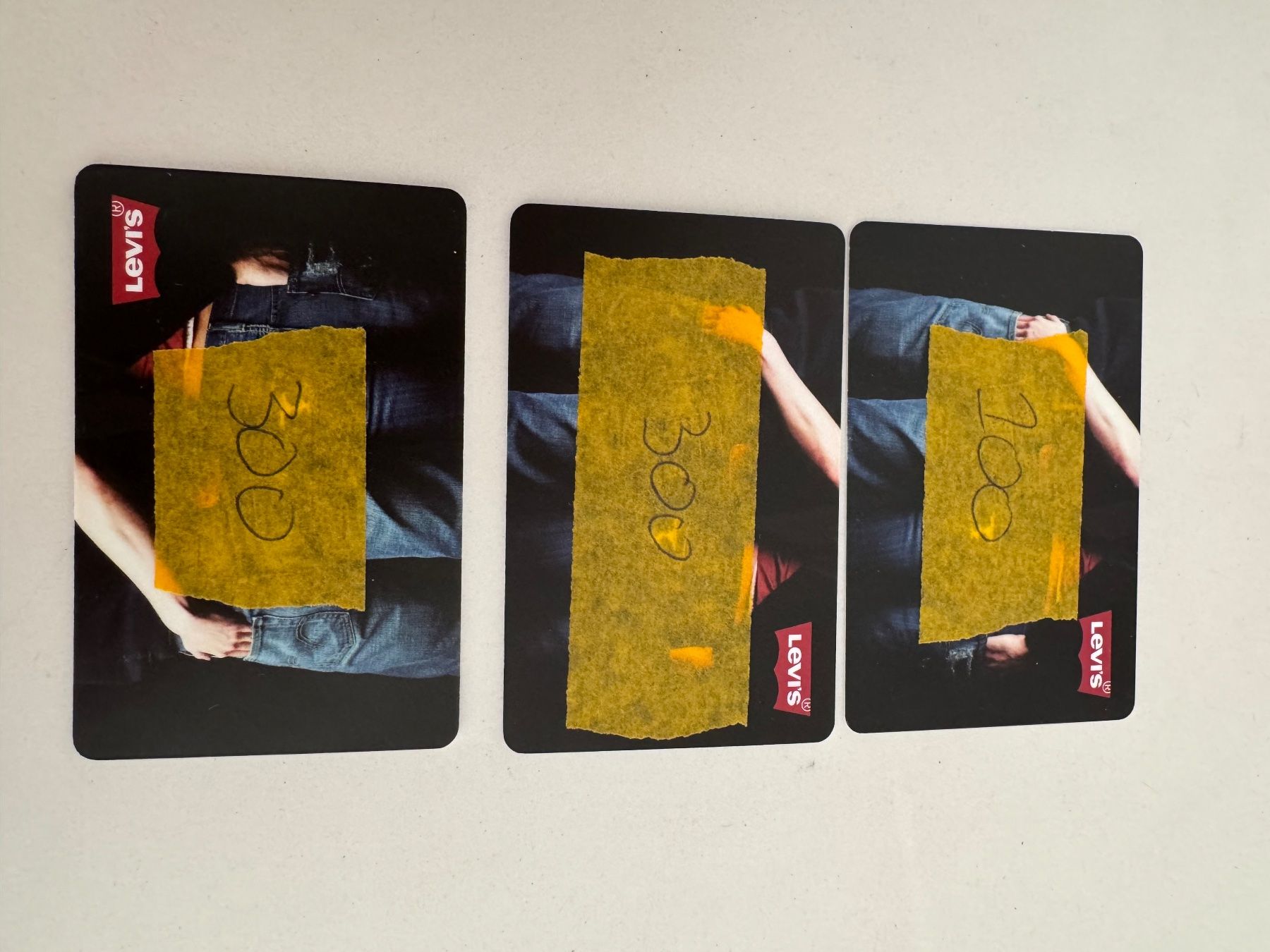 Buoni: Carte promo Levi's 300 200 100 3 pezzi – Nuovo e nell'imballaggio originale da Pregassona venduto da Ale-91 1