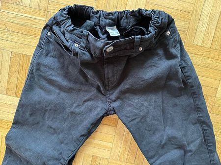 Schwarze Jeans von Zara, Grösse 140