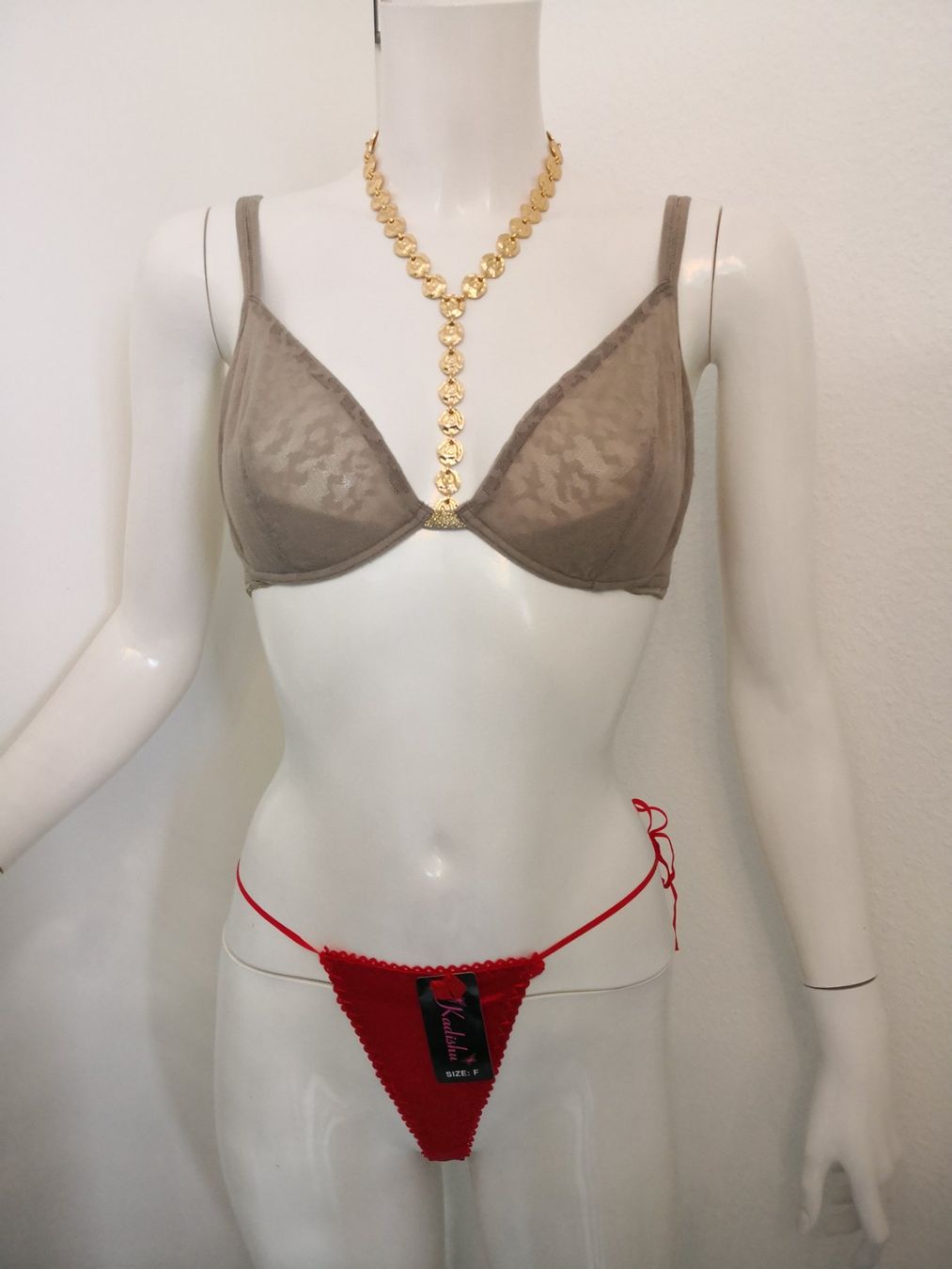 Intimissimi Altra biancheria intima: 🤩12STK: INTIMISSIMI BH'S LEOSPITZE & MULTIFUNKTION &STRINGS – Usato da Olten venduto da Naja-Twins-Twins 4