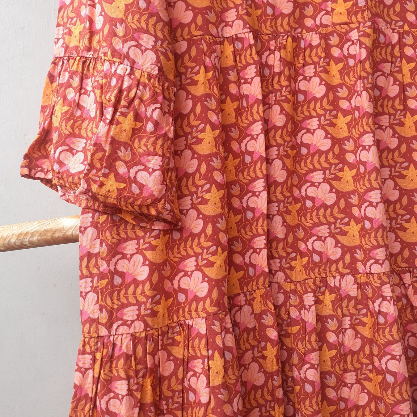 Moshiki Robes: Moshiki Tnikal, L – D'occasion à Bern par Solarsystem 5