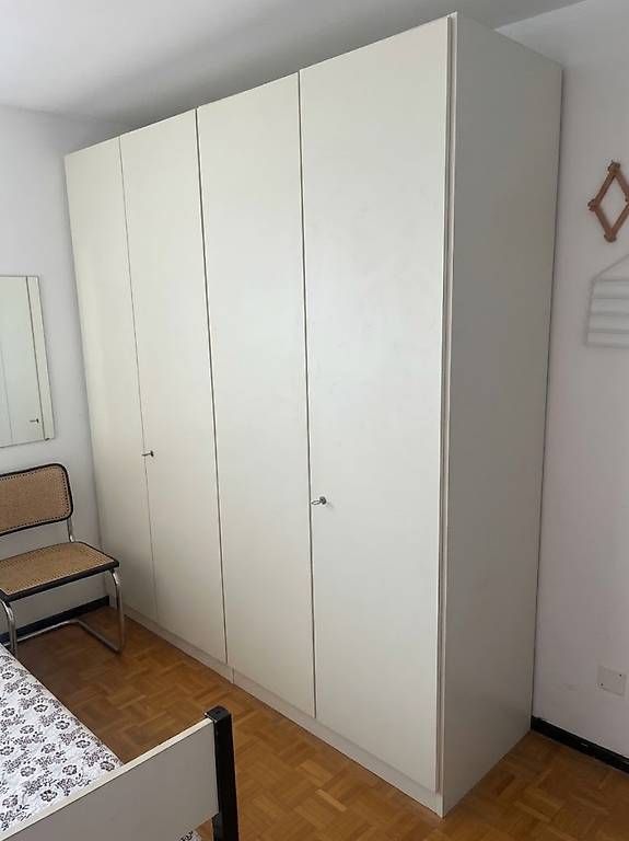 Armadi: Armadio capiente a 4 ante bianco – Usato da Cadro venduto da dav_g8br