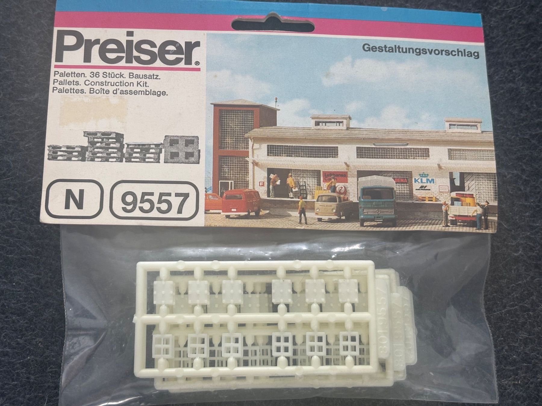 Preiser Modellini di ferrovie: Preiser 9557 Paletten Bausatz 36 Stück – Nuovo e nell'imballaggio originale da Hauterive NE venduto da eriamch