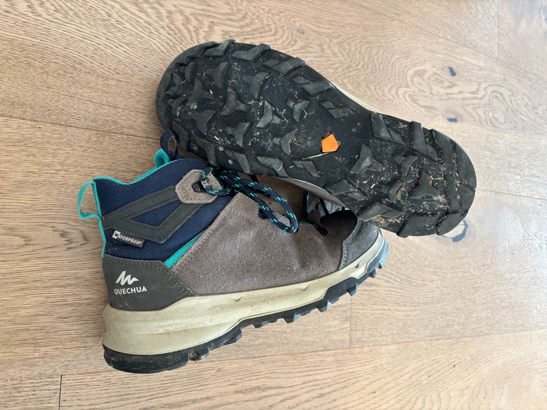 Scarpe per ragazzi: Wanderschuhe, Gr. 36 – Usato da Wahlendorf venduto da Irba 1