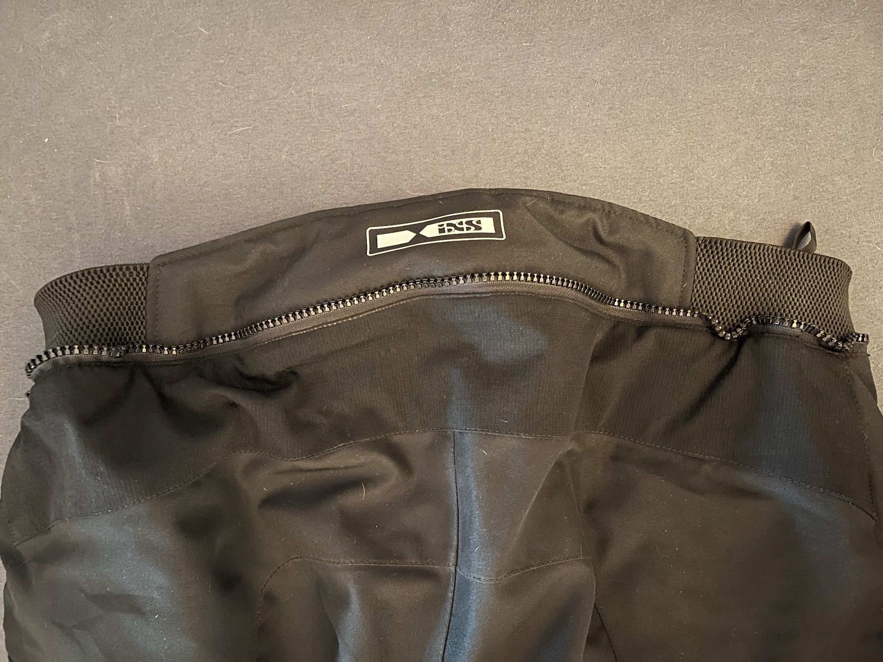 IXS Pantaloni: IXS Motorradhose - Top Zustand – Usato da Engelberg venduto da quequotl 2