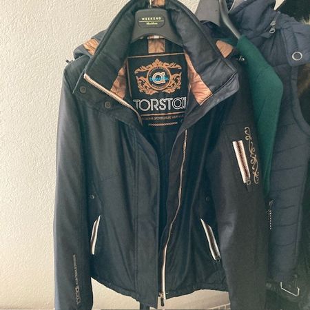 neuwertige Winterjacke Ski Jacke Gr. 36 von TORSTAI