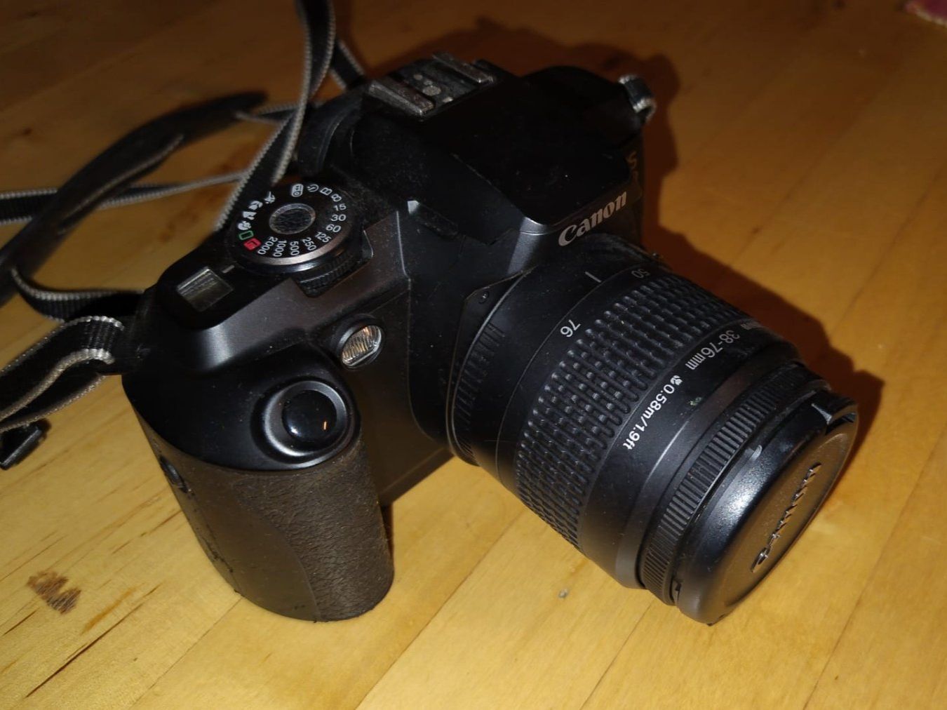 Canon Fotocamera: Kamera Canon 5000 mit Objektiv EF 38-76mm – Usato da Gelterkinden venduto da RC-Flyer_02 2