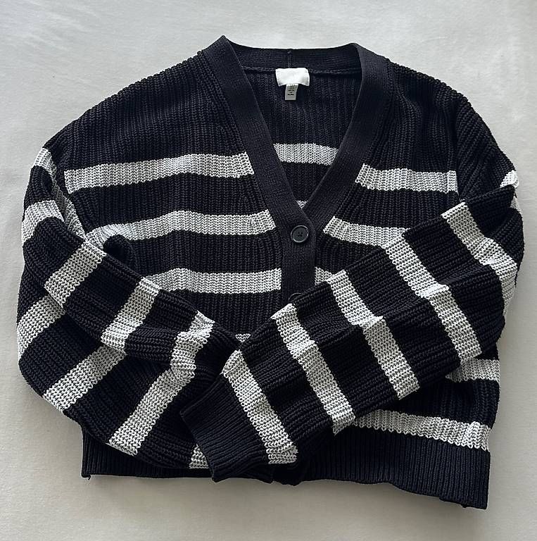 H&M Giacche: Strickjacke, schwarz-weiss gestreift, Gr. S – Usato da Wattenwil venduto da nid_p9fx
