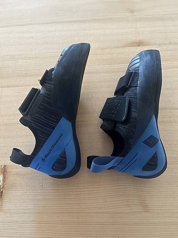 Black Diamond Herrenschuhe: Chaussons d'escalade black Diamond 39.5 – Gebraucht aus Sugiez von Essenti3L