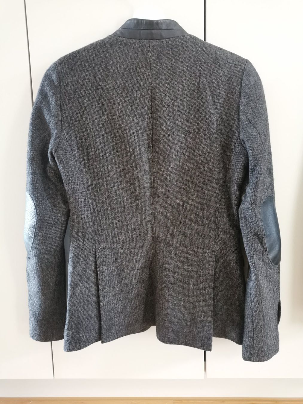 Completi & Tailleur: 3 Damenblazer, 2 Zara, 1 Massimo Dutti – Usato da Niedergösgen venduto da lil_s6k8 6