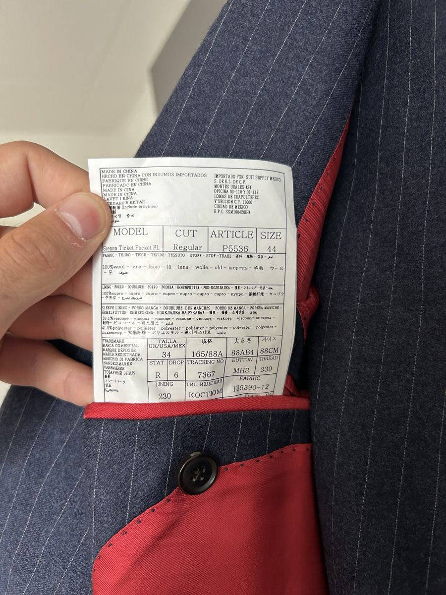 Suitsupply Completi: Suitsupply Suit – Usato da St. Gallen venduto da meh_2tdn 3