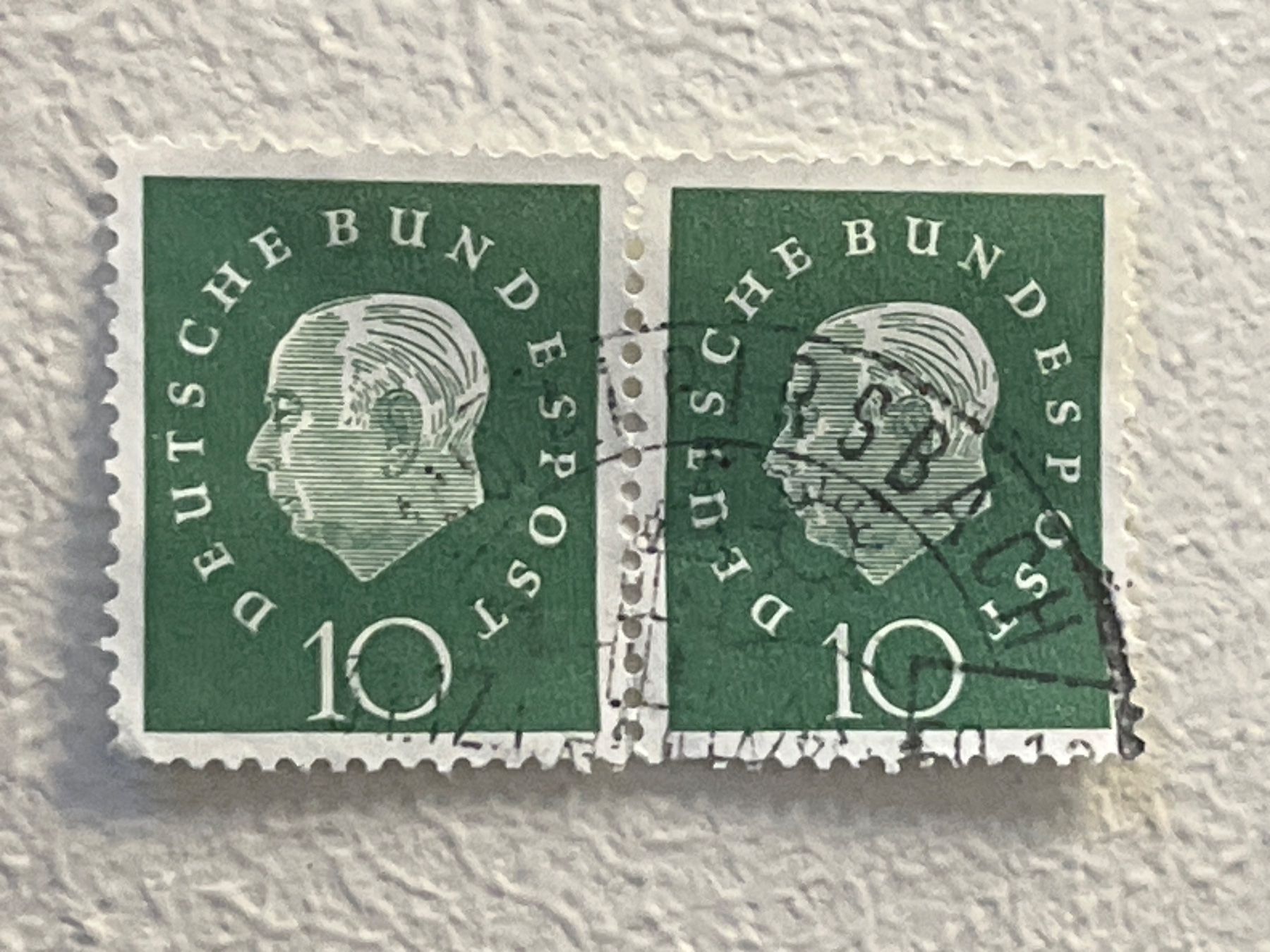 Tutti i francobolli: Deutschland Briefmarken (Gratis-Versand) – Usato da Chiasso venduto da AzenYa
