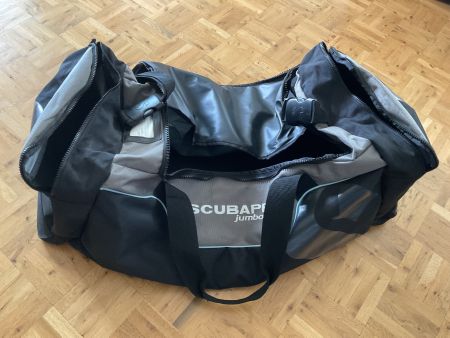 Große Tasche für Tauchausrüstung