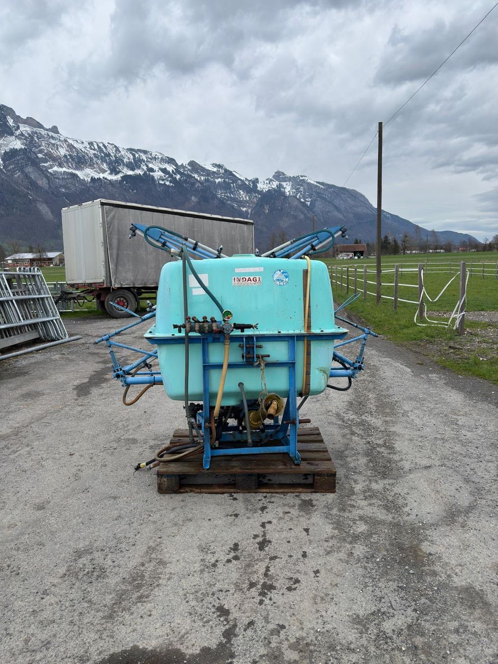 Alle Maschinen: Feldspritze Berthoud – Defekt aus Haag (Rheintal) von Olimann83