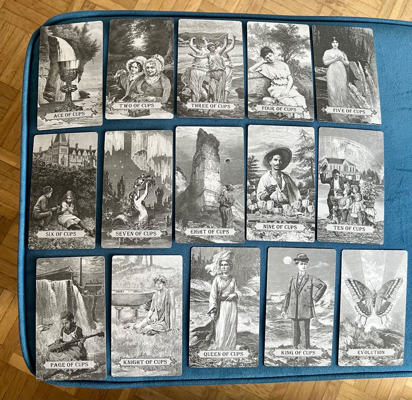Jeux: The Lua Tarot Karten Deck - Maree Bento SAMMLERSTÜCK – Neuf (Voir description) à Effretikon par YaMn 5