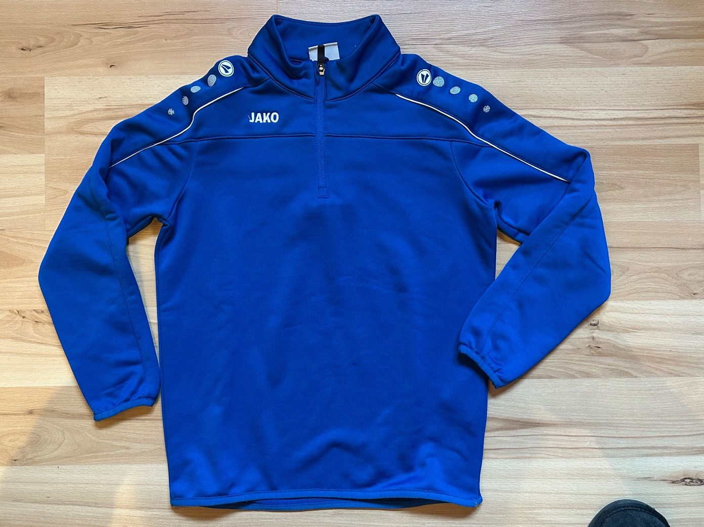 Lotti & Set di vestiti: Sportset Grösse 140 – Nuovo (secondo la descrizione) da Hausen AG venduto da dege02 4