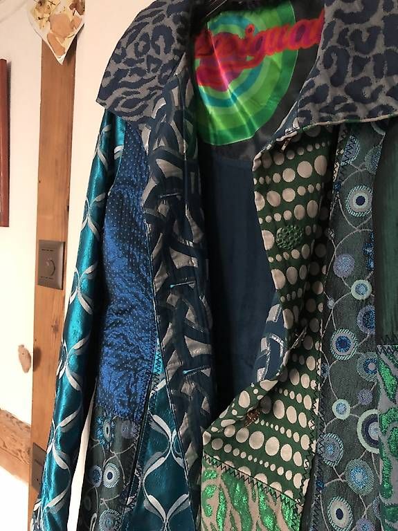 Desigual Manteaux: Mantel von Desigual – D'occasion à Madiswil par elements4art 4