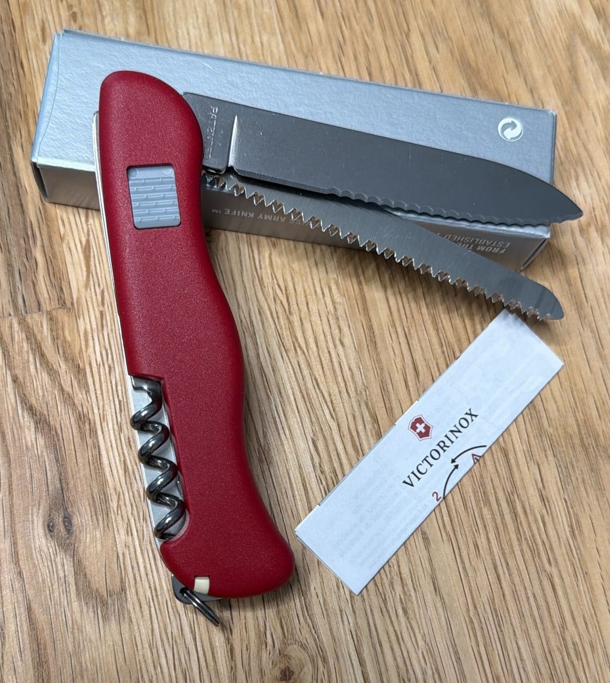 Victorinox Coltelli tascabile: VICTORINOX TASCHENMESSER – Nuovo e nell'imballaggio originale da Zürich venduto da Frei-Occasionen 1
