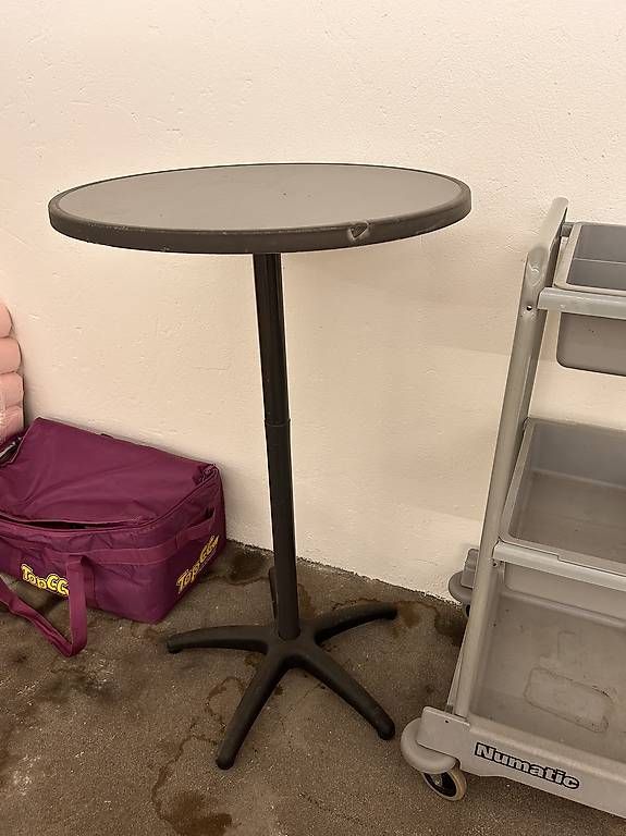 Tavoli: Bistro Stehtisch – Usato da Gebenstorf venduto da fra_dyj7 1