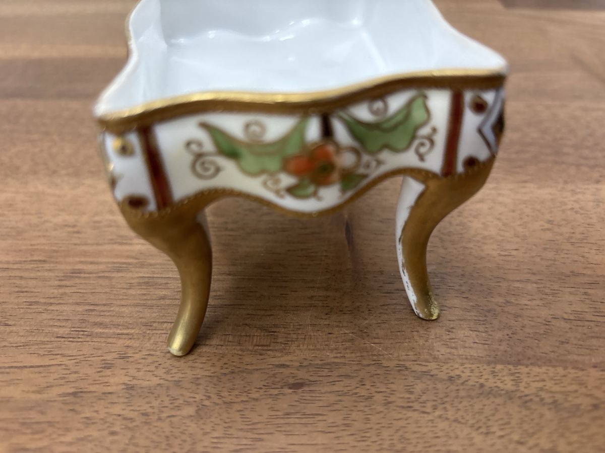 Tavoli da trucco: Wunderschöne antike Noritake Schmuckschatulle, Japan. – Usato da Kriens venduto da mir_v8ww 5