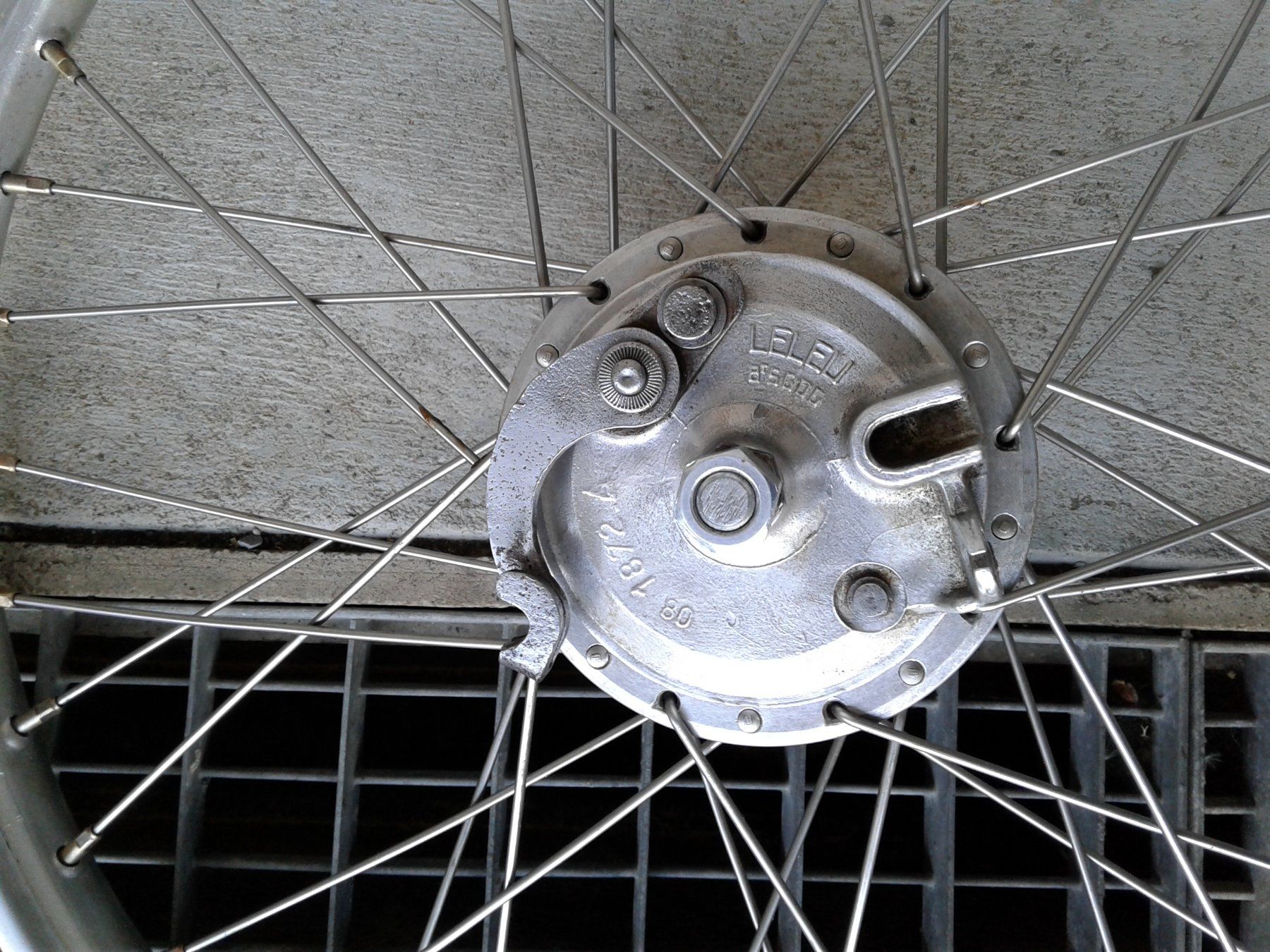 Puch Ciclomotori: Puch Vorderrad Leleu 17 Zoll – Usato da Lachen SZ venduto da lachen49