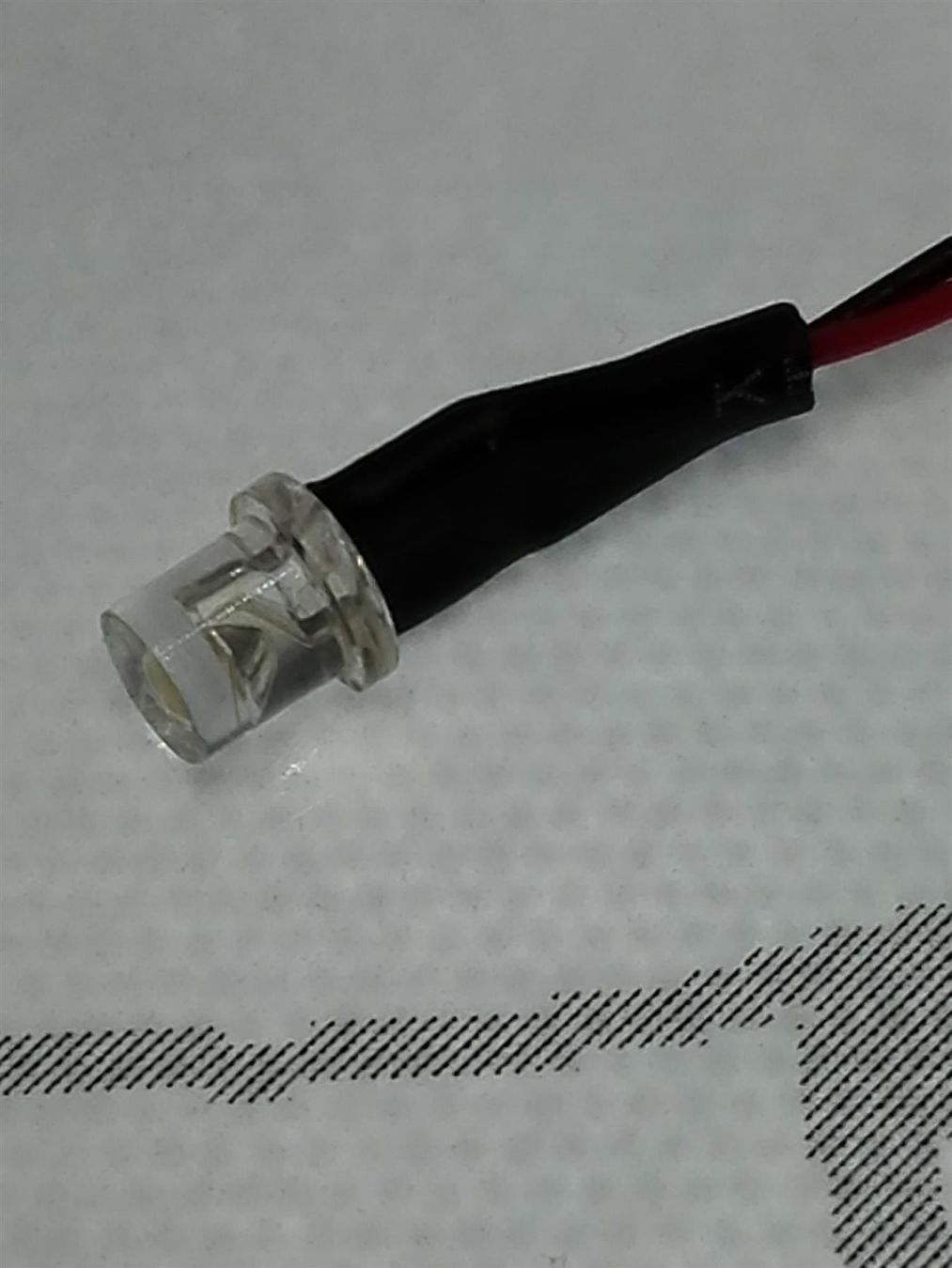 Componenti elettronici: Flachkopf-LED 3mm verkabelt 12V DC, cool – Nuovo (secondo la descrizione) da Luzern venduto da Salefactory 2