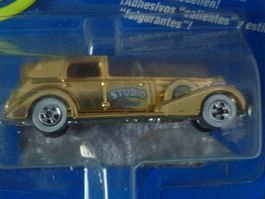 Classic Caddy California Custom  1:64