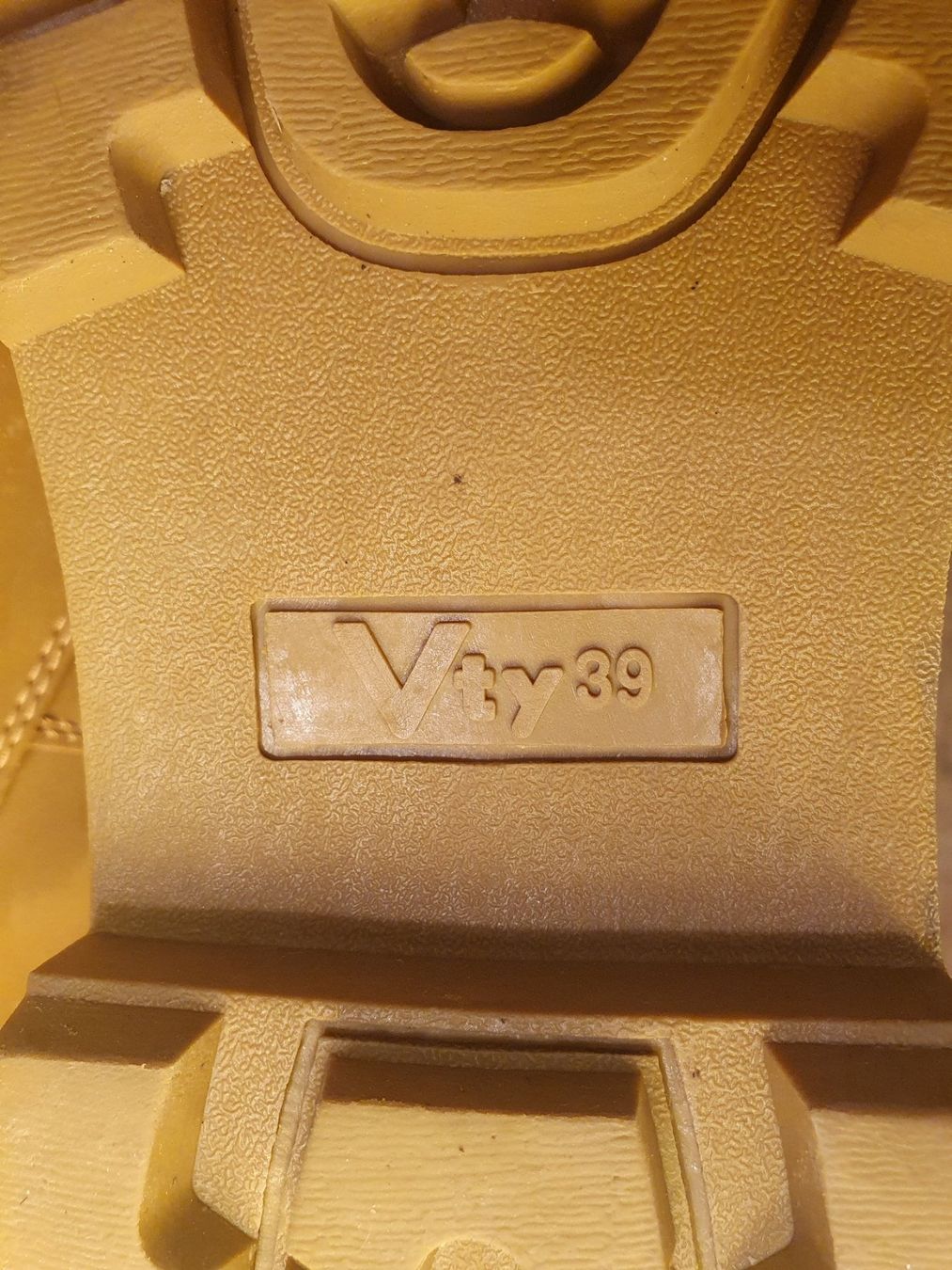 Scarpe da uomo: VTY Lederstiefl grösse 39 – Usato da Zürich venduto da loosebone 3
