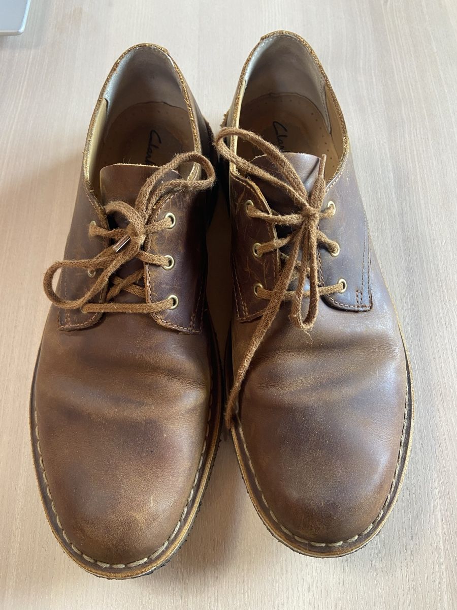 Clarks Scarpe da uomo: Clarks Herrenschuhe, Leder Braun, Grösse 42 – Usato da Saanen venduto da flodiemango