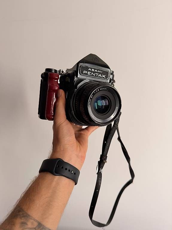 Fotocamera: Pentax 67  – Usato da Neyruz FR venduto da sbr_6ltj