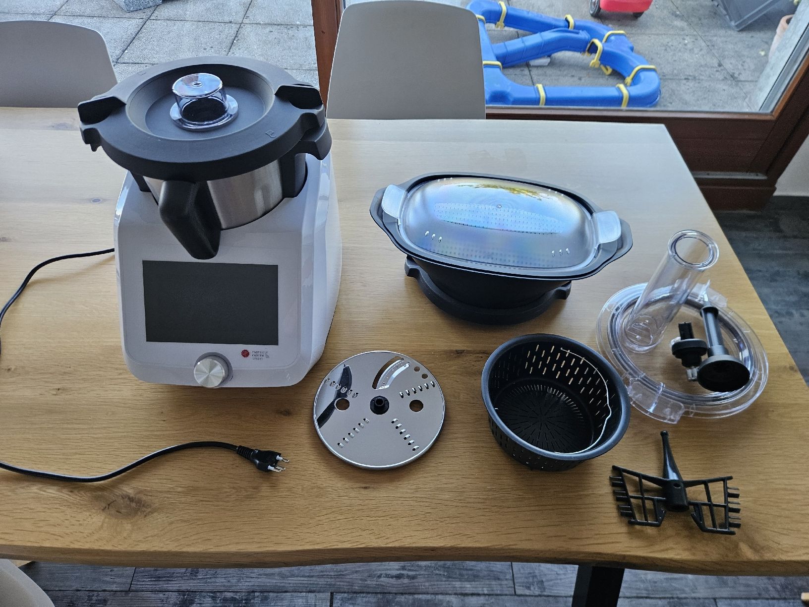 Appareils de cuisine: Robot ménager  – D'occasion à Choëx par nicoo1