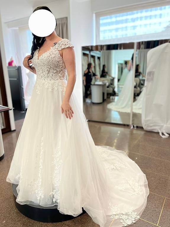 Vestiti: Abito da sposa Nicole Milano 2023/2024 – Usato da Vacallo venduto da ElenaL 2